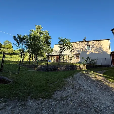 La Ca D'marietta Apartamento Paesana